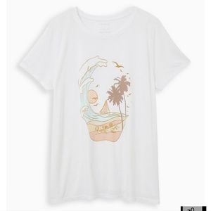 COPY - Torrid Vintage Skull Wave Beach Top